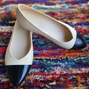 Crocs Brooklyn Dip Women's Cap Toe Pointed Ballet Flat Size 11